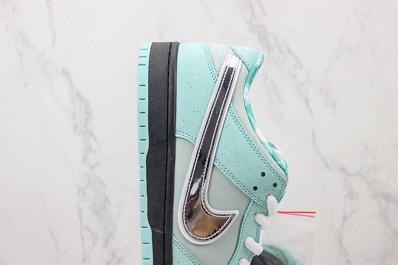 Tagz Footwear x Nike Dunk Low "Tiffany Lobster" фото № 3