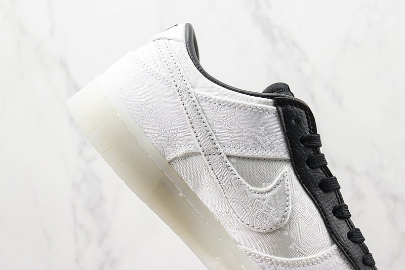 CLOT x Fragment x Nike Dunk Low "White/Black" фото № 4