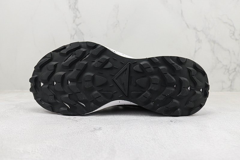 Gore-Tex x Nike Zoom Pegasus Trail 2 "Black/Red/White" фото № 9