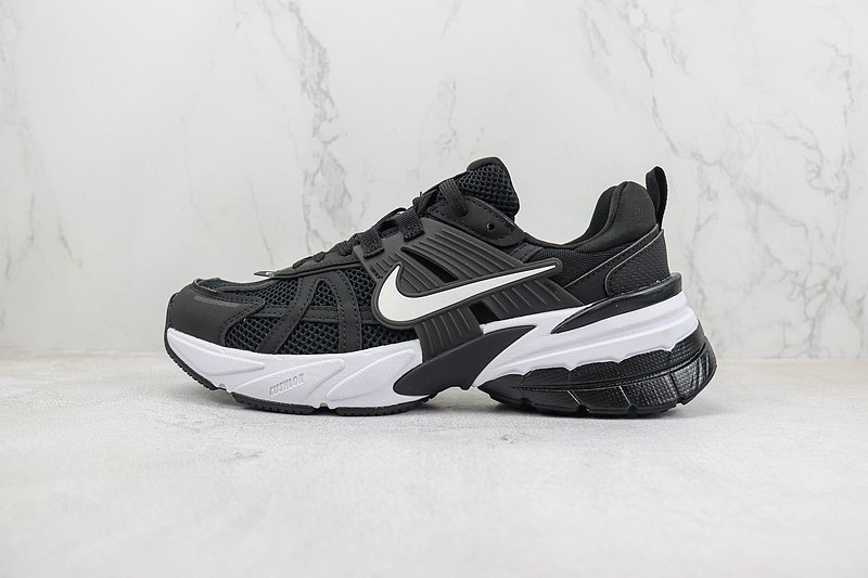Nike Runtekk "Black/White" фото № 2