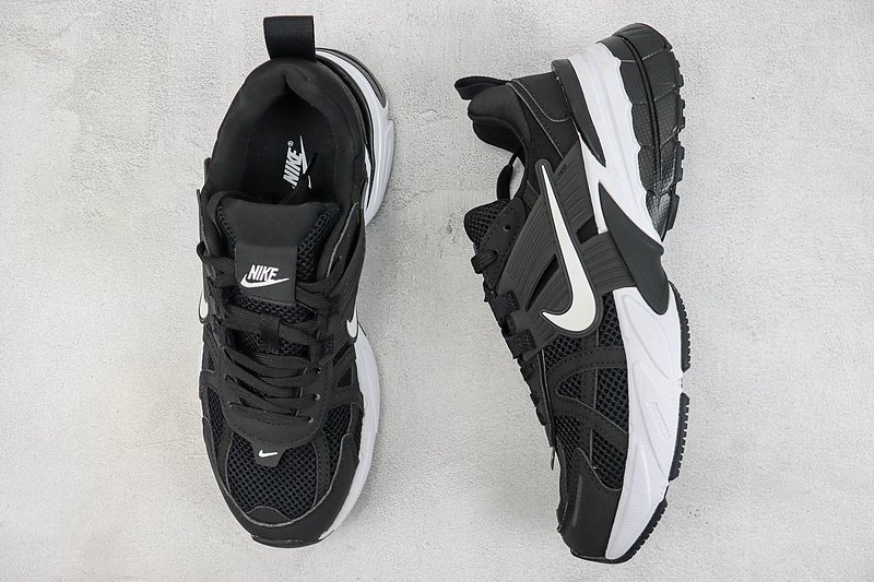 Nike Runtekk "Black/White" фото № 7