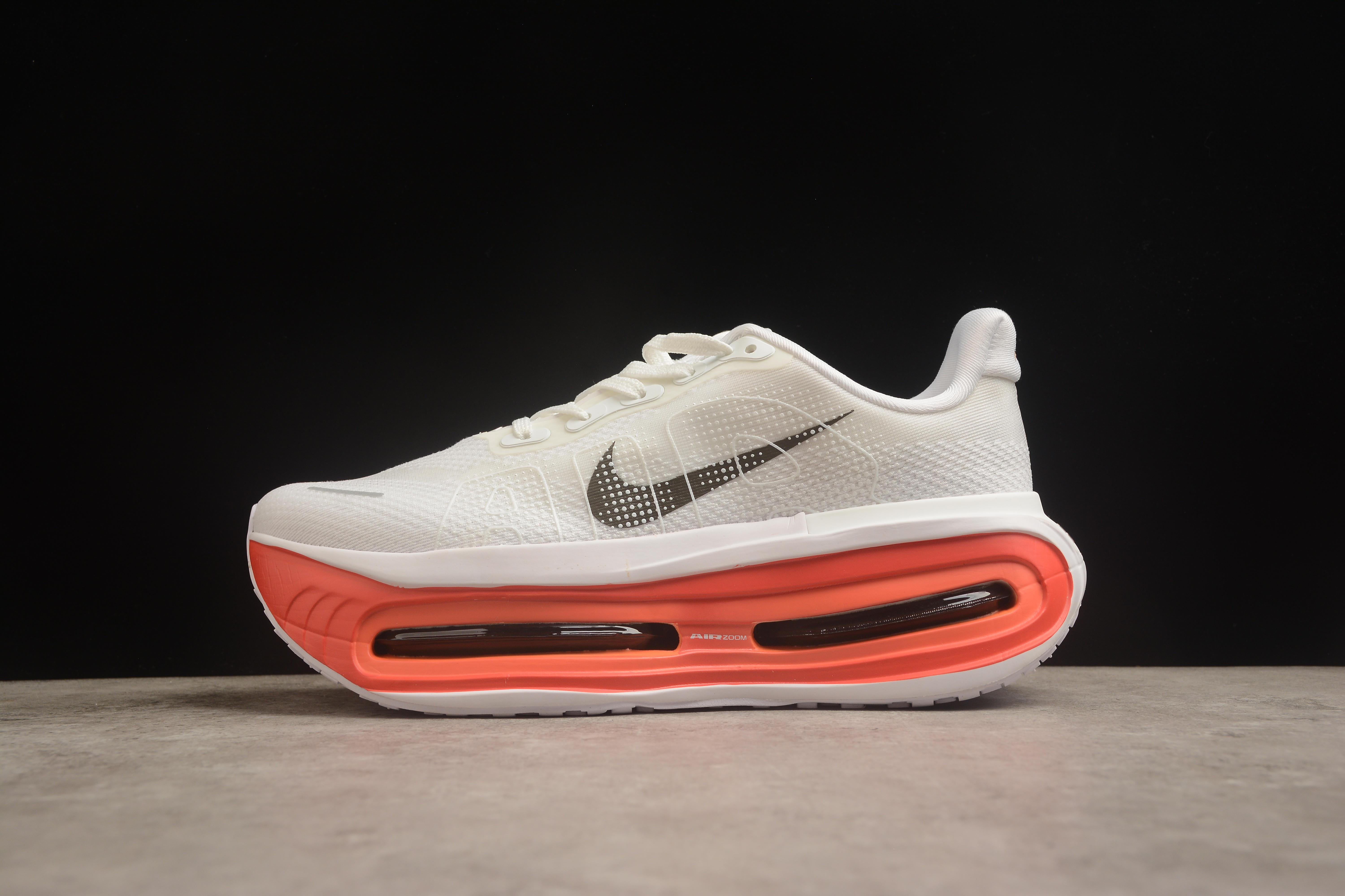 Nike Vomero Premium "Light Bone/Black/Chalk" фото № 2