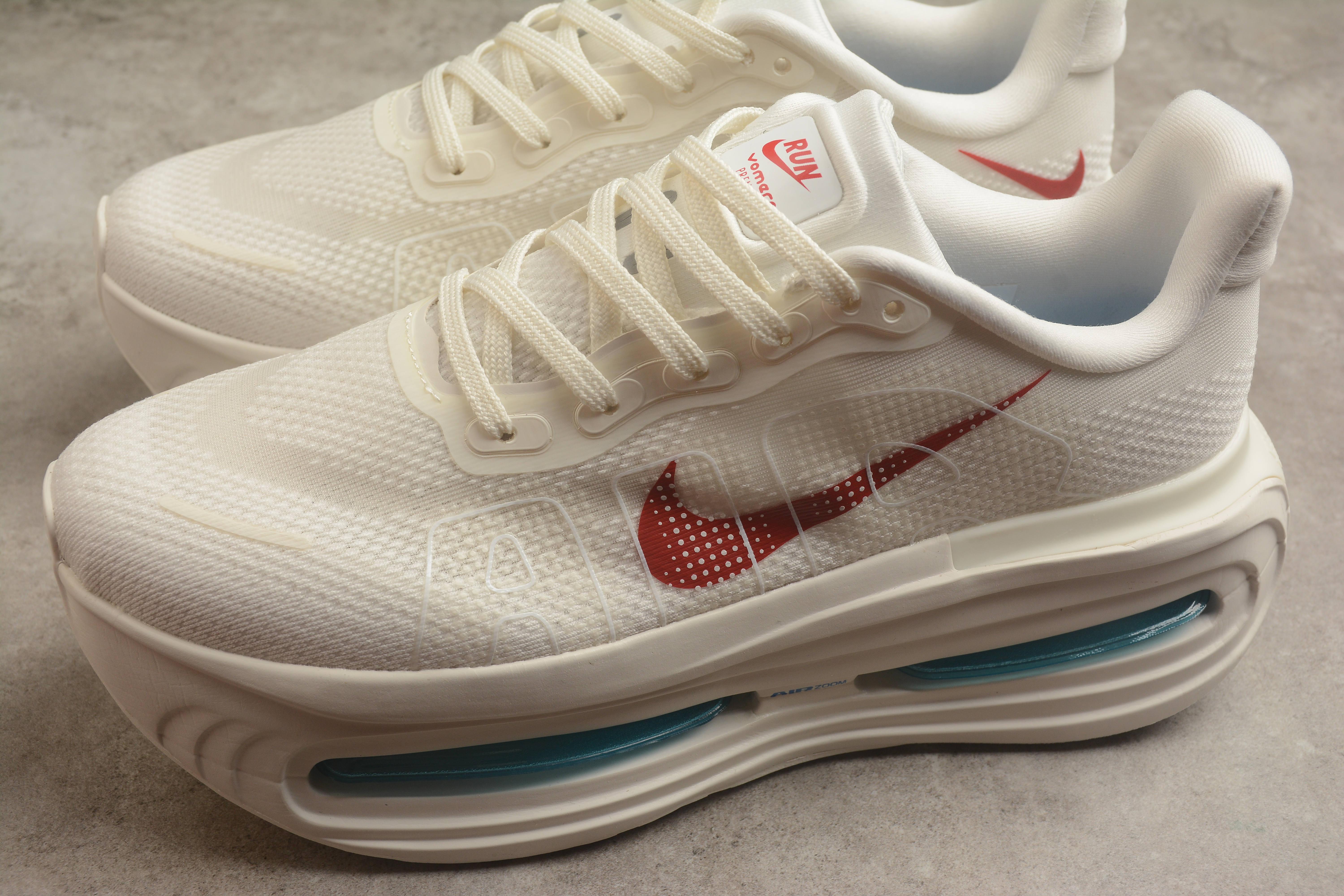 Nike Vomero Premium "Cream/Light Aqua" фото № 3