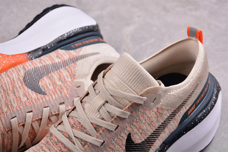 Nike ZoomX Invincible Run Flyknit 3 "Oatmeal Safety Orange" фото № 8