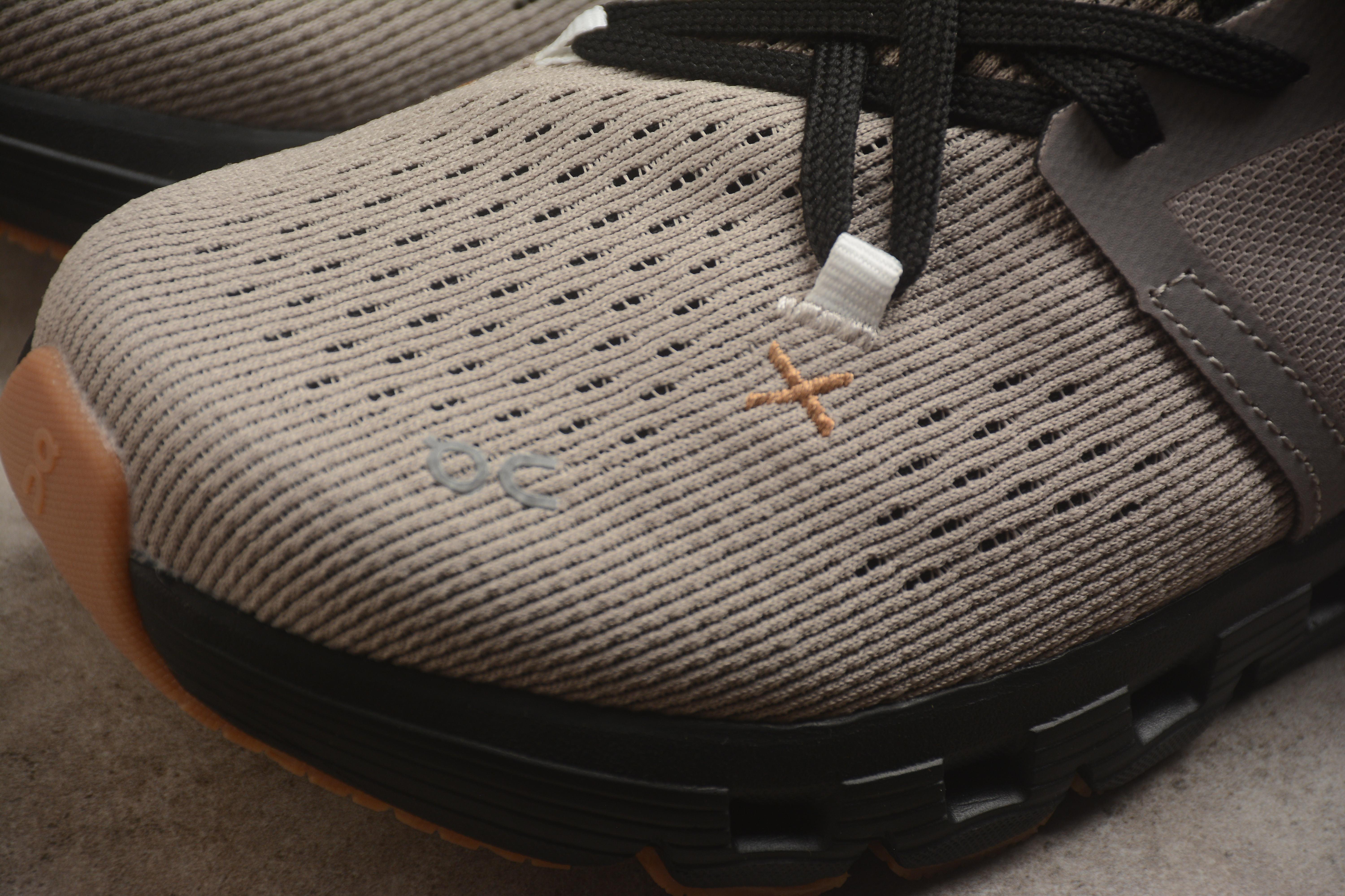 On Cloud X 4 "Fog Black" фото № 7