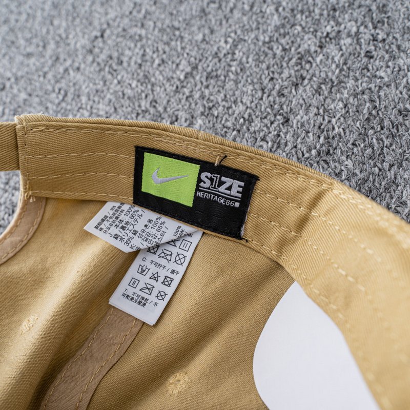 Кепка Nike With Text Logo "Beige" фото № 4