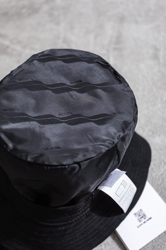 Панамка We11done Embroidered Beads "Black" фото № 3