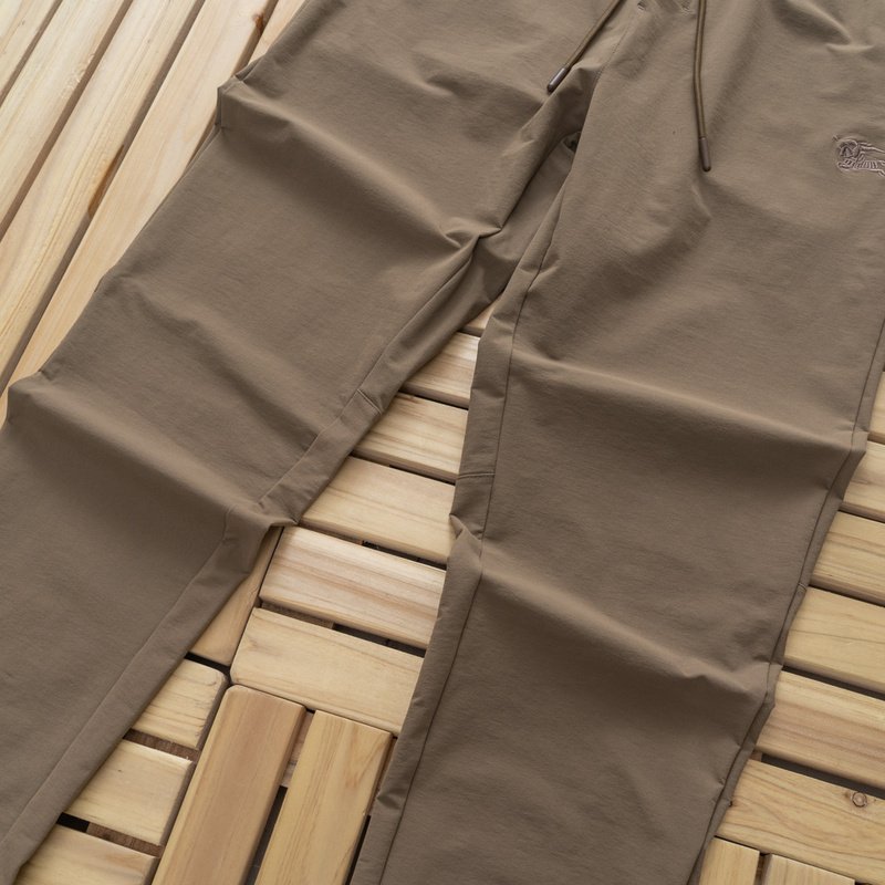 Спортивные Штаны Burberry Small Logo Patched "Beige" фото № 4