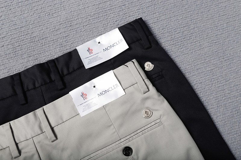 Штаны Moncler Sharing To The World "Black" фото № 6