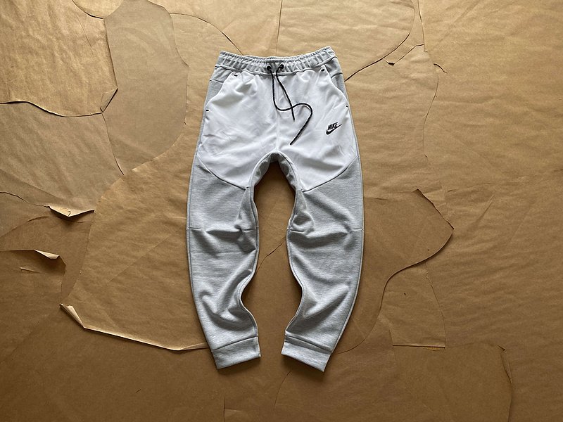 Штаны Nike With Black Emblem "Gray/White" фото № 2