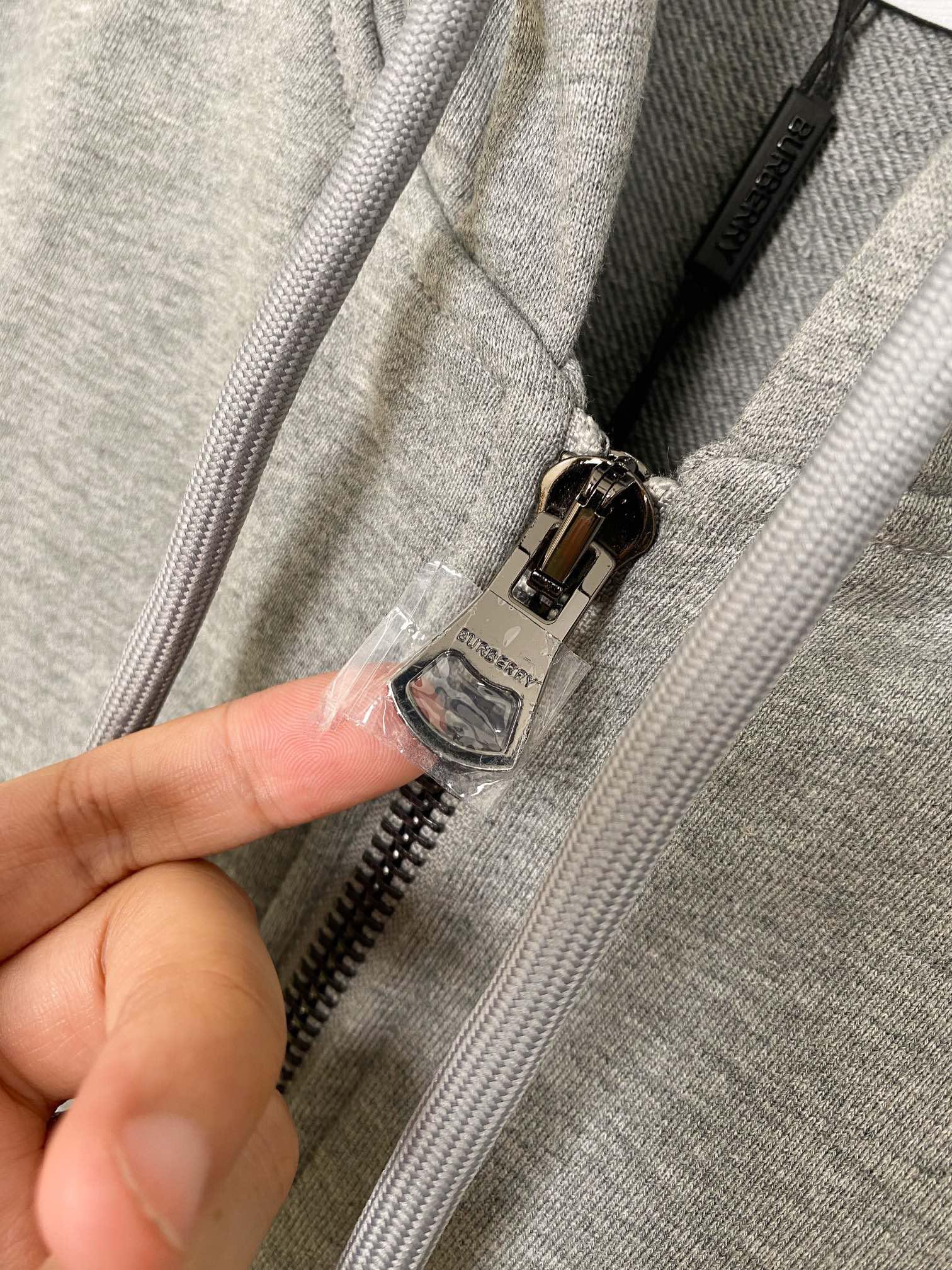 Худи Burberry Checked Print On The Sides "Gray" фото № 4