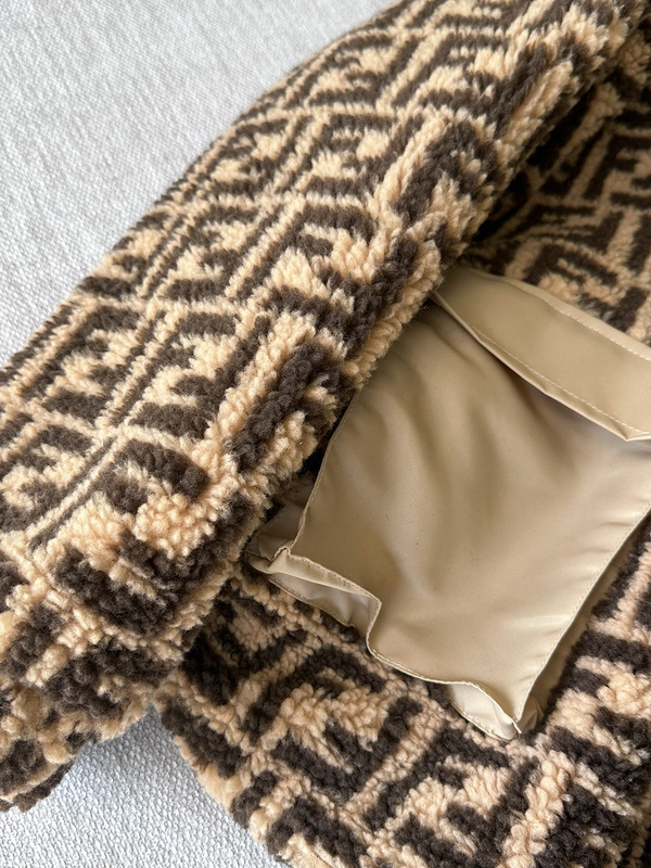 Куртка Fendi With Large Pockets "Brown/Beige" фото № 8