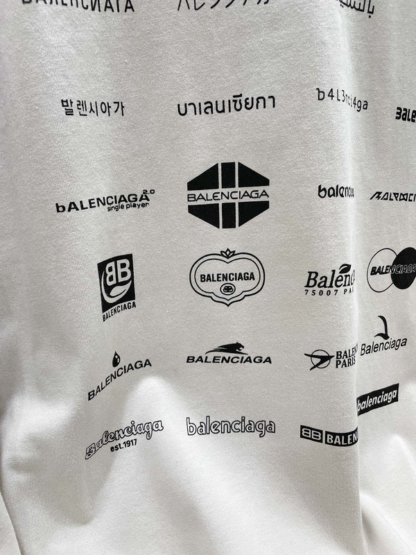 Лонгслив Balenciaga With Print Of Small Logos "White" фото № 2