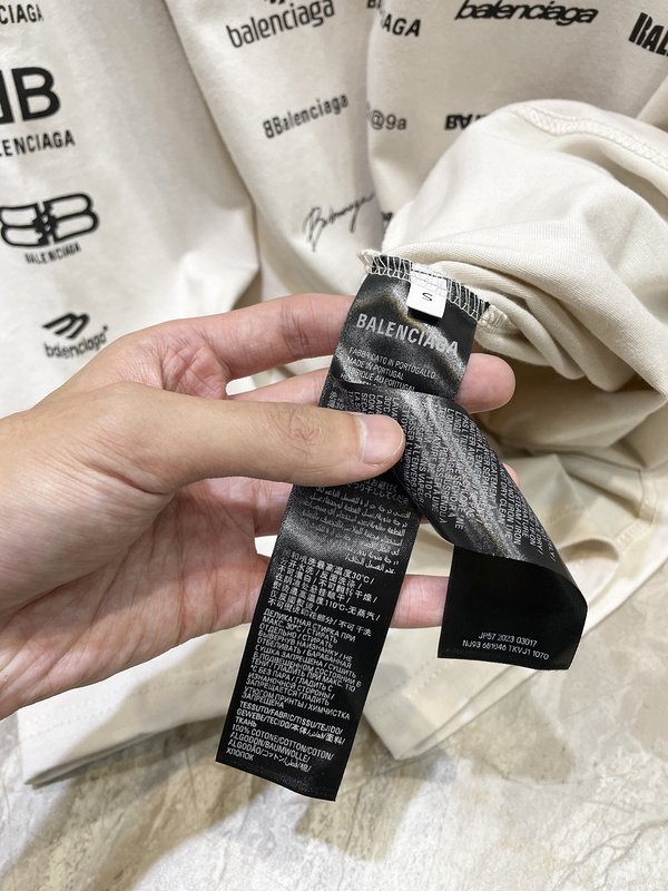 Лонгслив Balenciaga With Print Of Small Logos "White" фото № 3