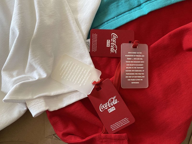 Лонгслив Kith Big Inscription Coca Cola And Front Pocket "Red" фото № 5