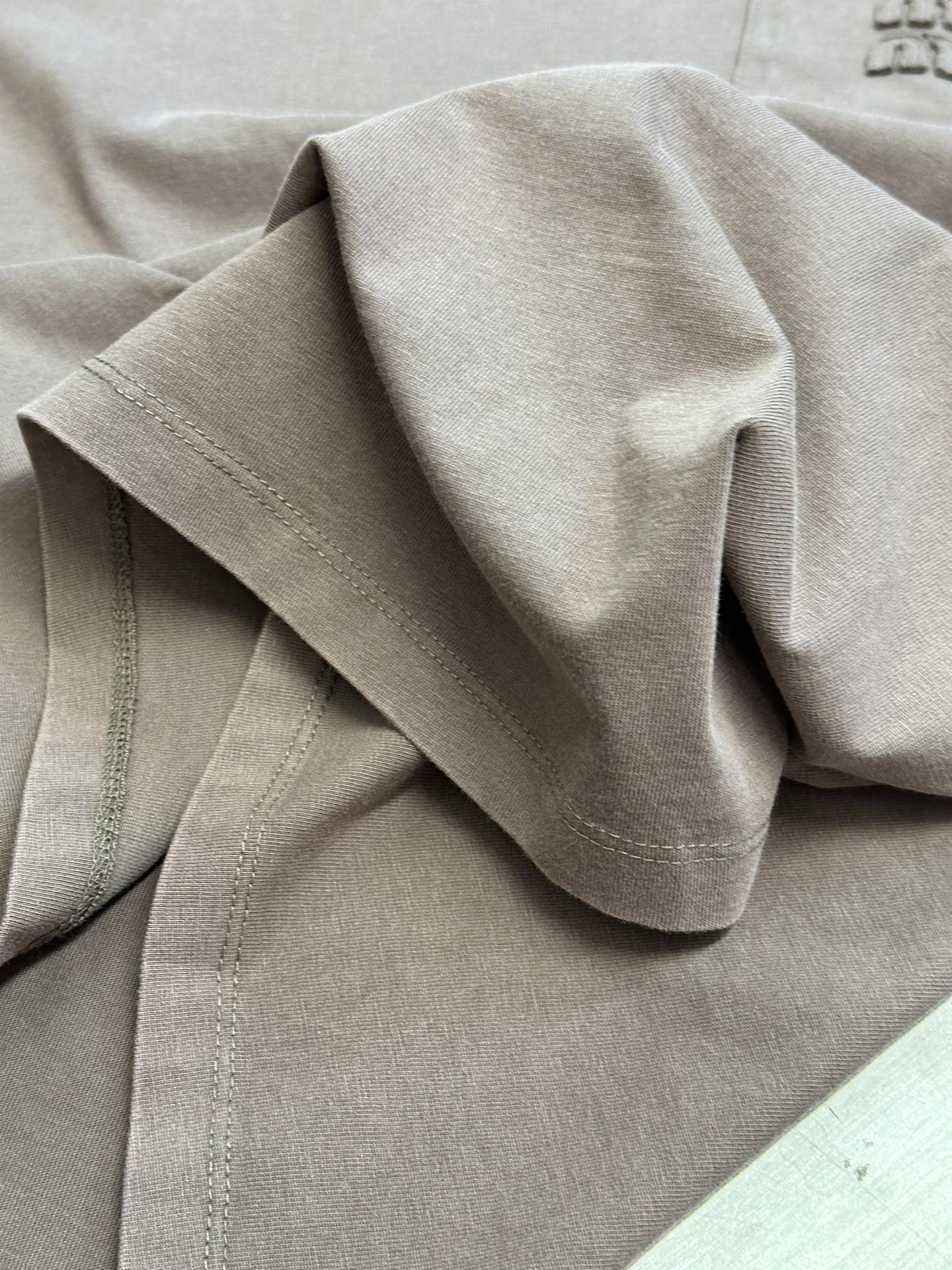 Лонгслив Miu Miu Frontside Brown Logo Miu Miu On The Pocket "Brown" фото № 7