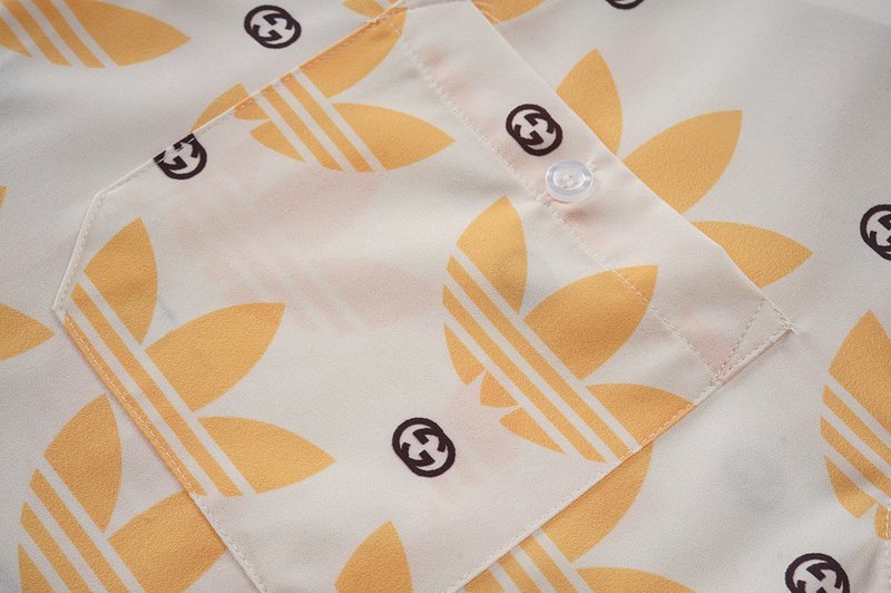 Рубашка Gucci Trefoil Repeating Print "White" фото № 7