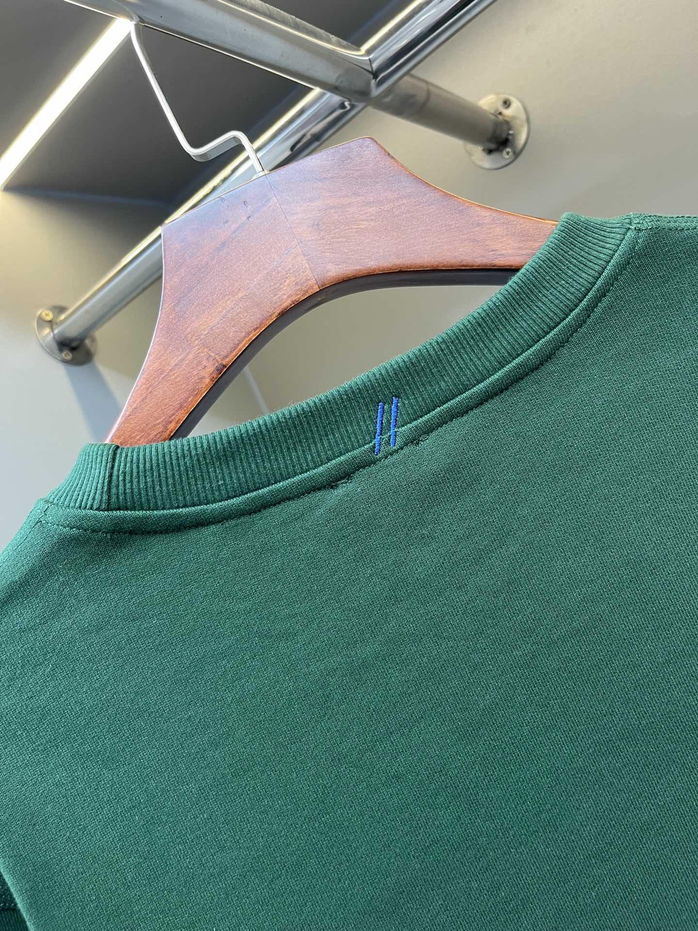 Свтишот Burberry Frontside Print On Stripe Warrior On The Horse "Green" фото № 7