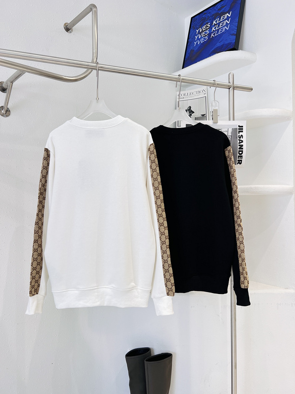 Свитшот Gucci Brand Style On The Sleeve "Black" фото № 5