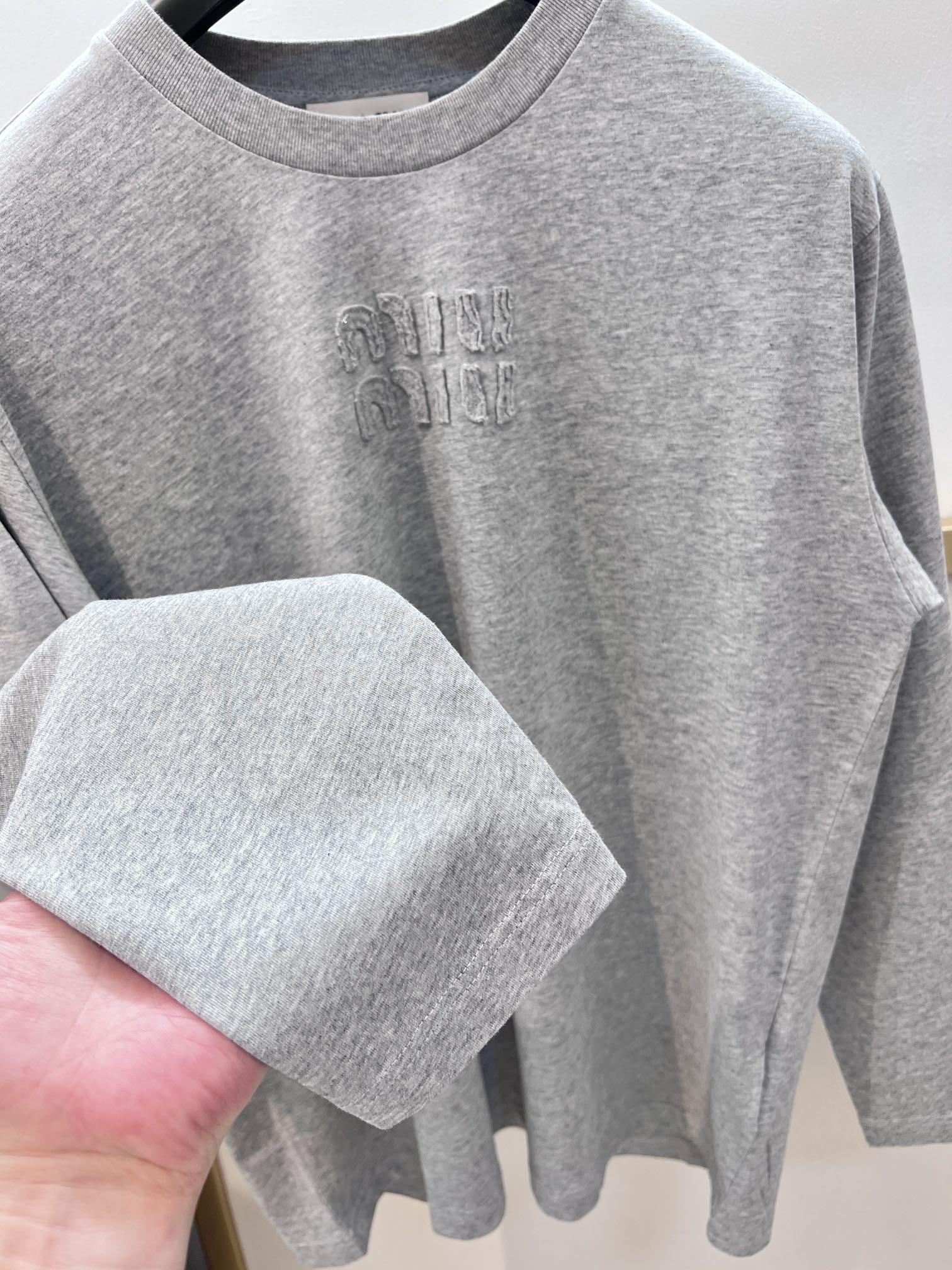 Свитшот Miu Miu Frontside Upside Clear Logo Miu Miu "Gray" фото № 4