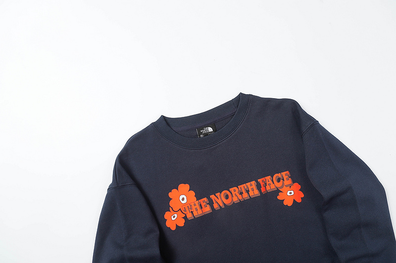 Свитшот The North Face Brand Logo With Flowers "Black/Blue" фото № 4