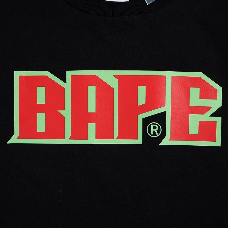 Футболка A Bathing Ape With Drawings On The Sleeves "Black" фото № 4