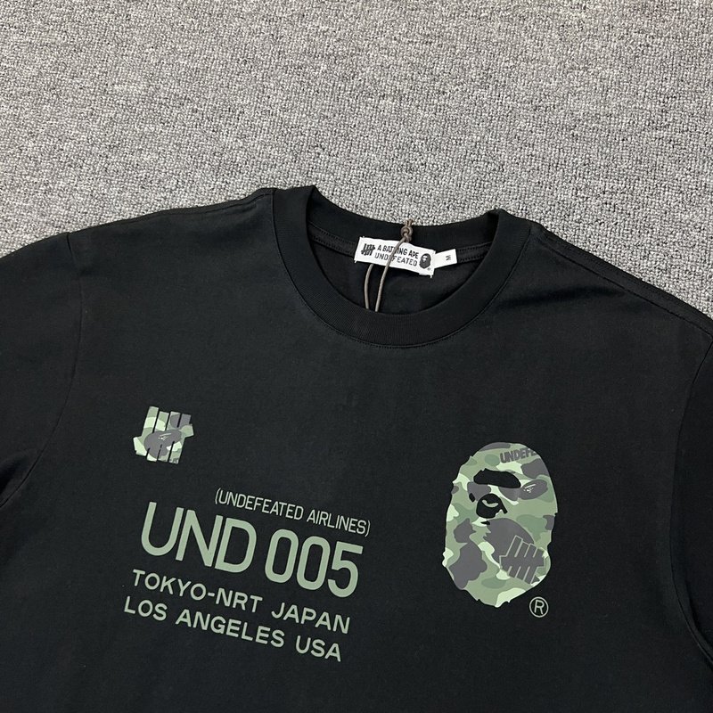 Футболка A Bathing Ape Print Airplane Flight "Black/Green" фото № 2