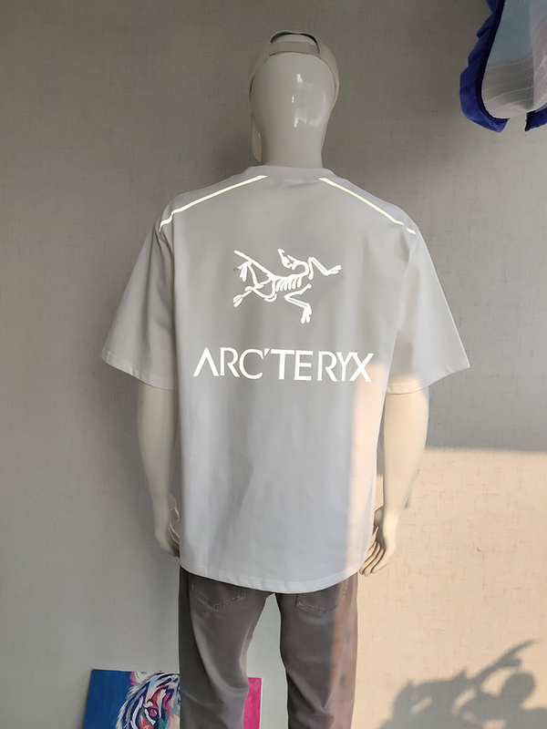 Футболка Arcteryx Reflective "White" фото № 2