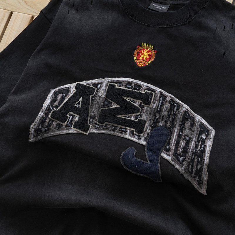 Футболка Balenciaga With Red Coat Of Arms "Black" фото № 4