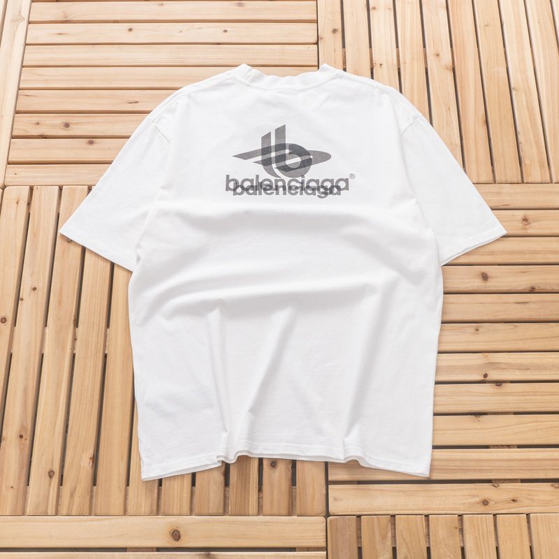 Футболка Balenciaga Front Logo With Shadow "White" фото № 2