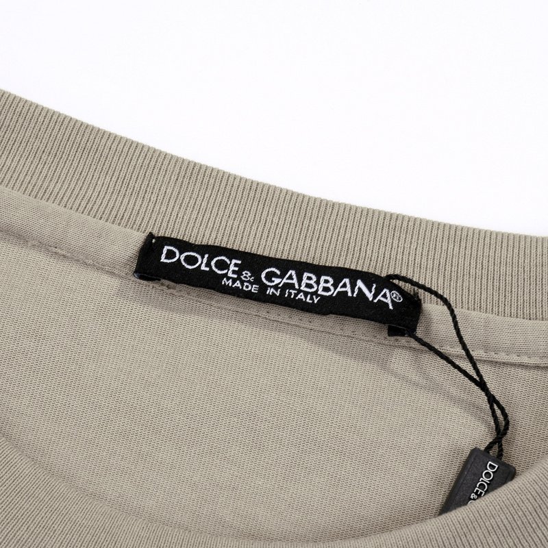 Футболка Dolce And Gabbana With An Embossed Logo "Beige" фото № 6