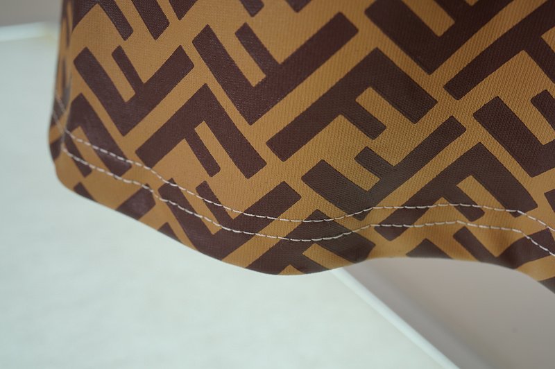 Футболка Fendi Three Colors With Brand Print "White" фото № 6