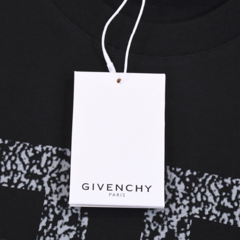 Футболка Givenchy With A Large Logo "Black" фото № 6