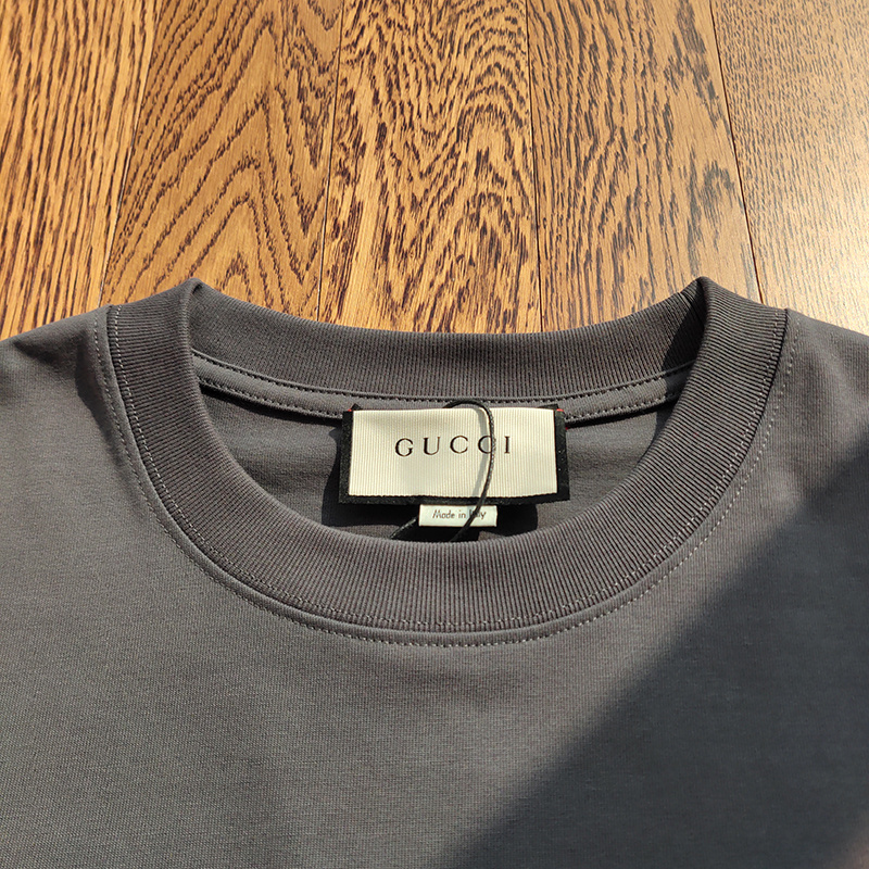 Футболка Gucci With An Interesting Print "Gray" фото № 3