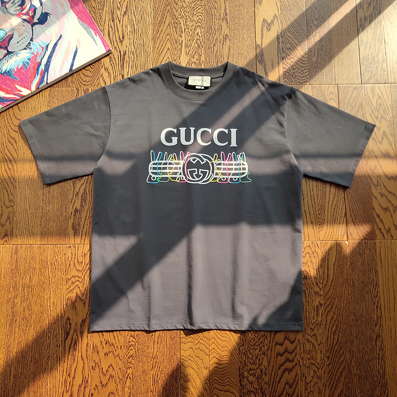 Футболка Gucci With An Interesting Print "Gray" фото № 2