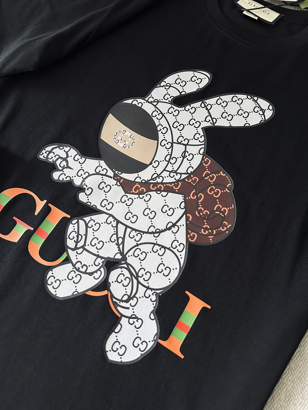 Футболка Gucci A Rabbit In Suit "Black" фото № 3