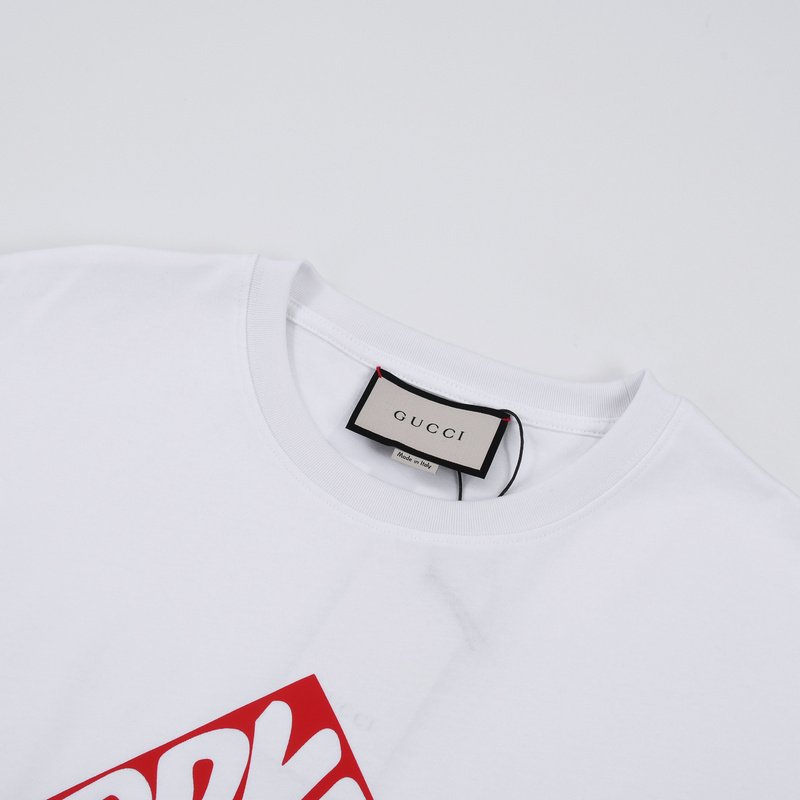 Футболка Gucci With An Inscription In The Form Of House "White фото № 5