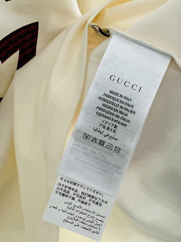 Футболка Gucci With Large Purple Brand Logo "Cream" фото № 4