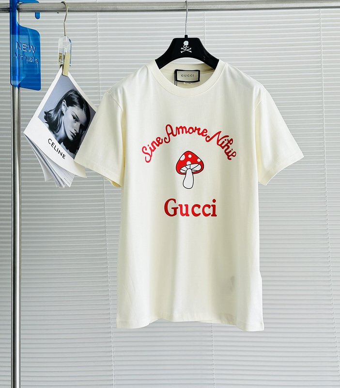 Футболка Gucci With A Fly Agaric Print "Cream" фото № 4