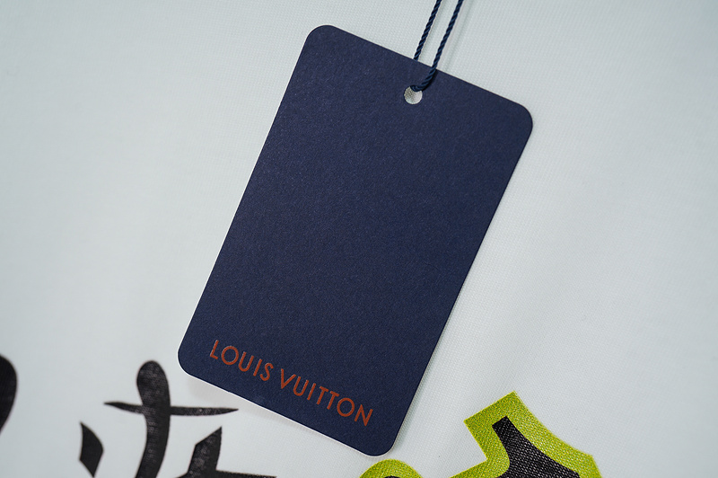 Футболка Louis Vuitton Rabbit And The Alien "White" фото № 6