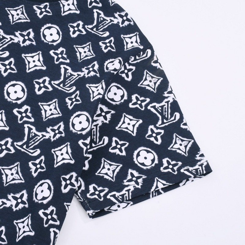 Футболка Louis Vuitton With A Patterned Logo Print "Blue/White" фото № 6