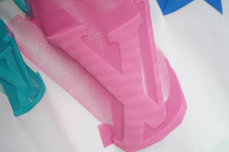 Футболки Louis Vuitton Virtual Luminous Special Effect Star Printing Pattern "White" фото № 8