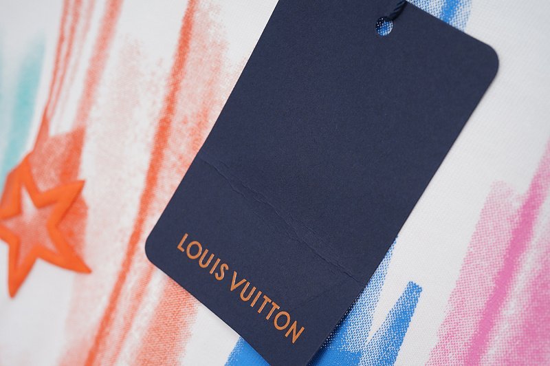 Футболки Louis Vuitton Virtual Luminous Special Effect Star Printing Pattern "White" фото № 4