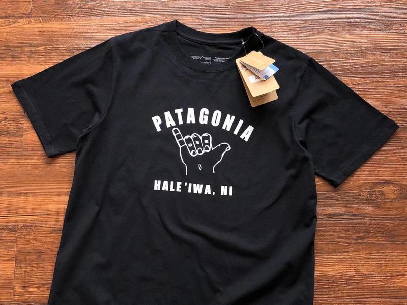 Футболка Patagonia Fingers Gesture Front Print "Black" фото № 8