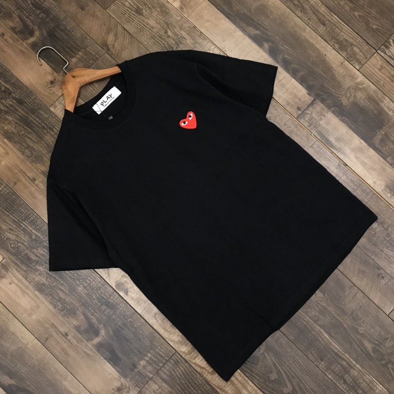 Футболка Play Red With Eyes "Black" фото № 2