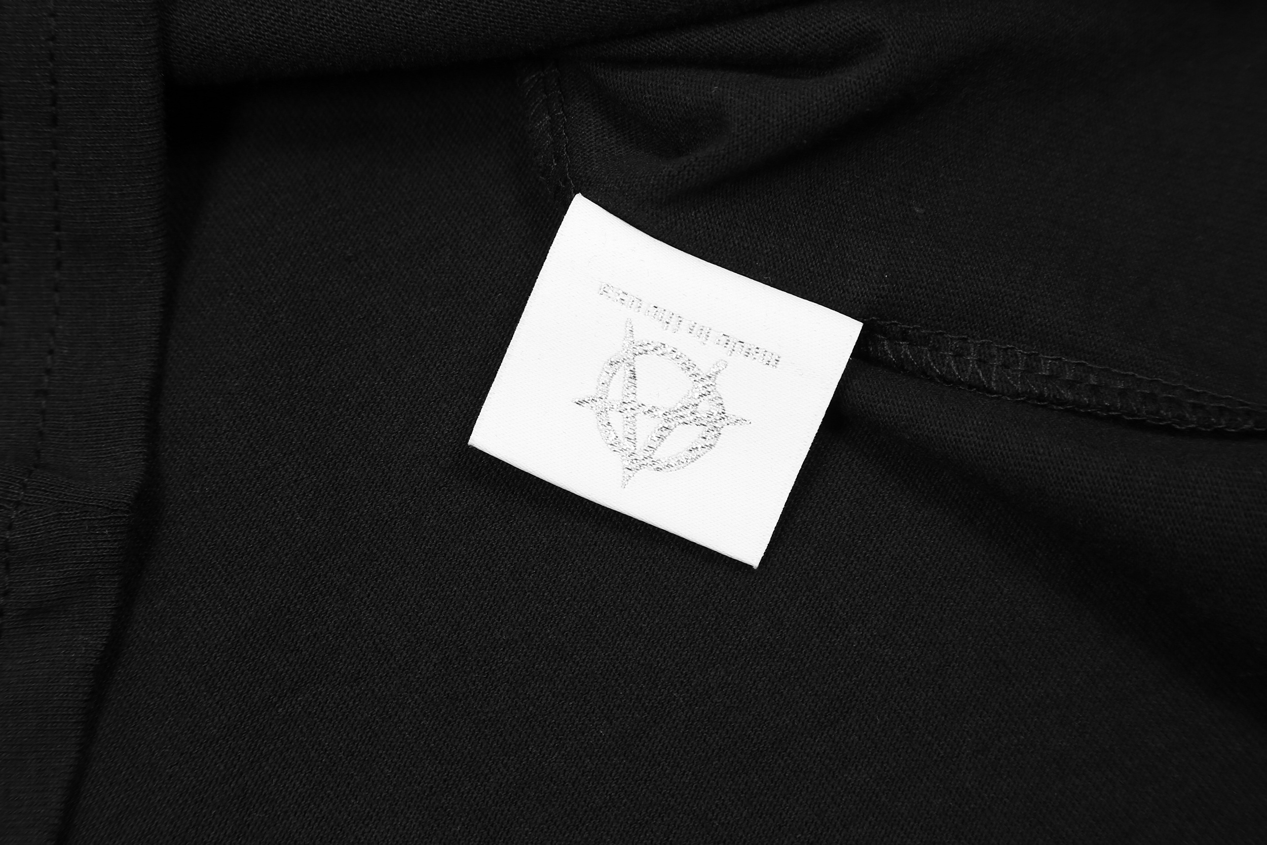 Футболка Revenge The Creators Hands Violet "Black" фото № 4