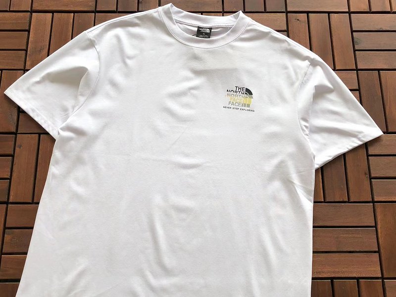 Футболка The North Face Small Logo With Shadow "White" фото № 2