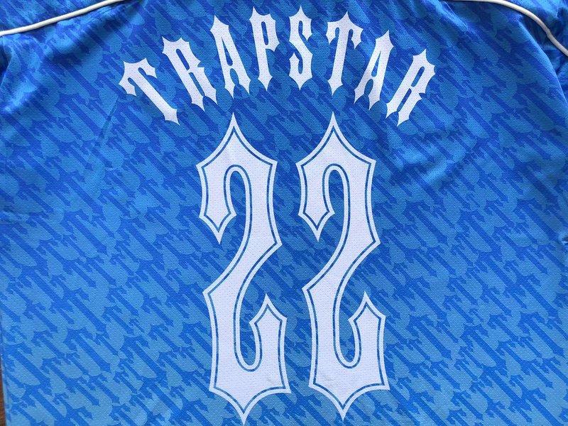 Футболка Trapstar Background From Repeating Small Logos "Blue" фото № 4