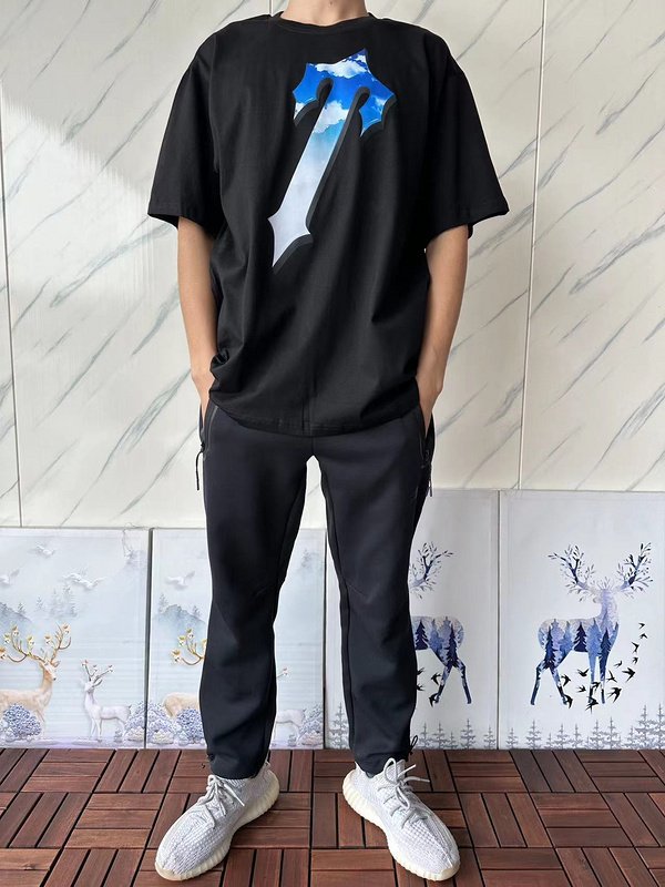 Футболка Trapstar Two Color Big Front Logo And Back Inscription "Black" фото № 8