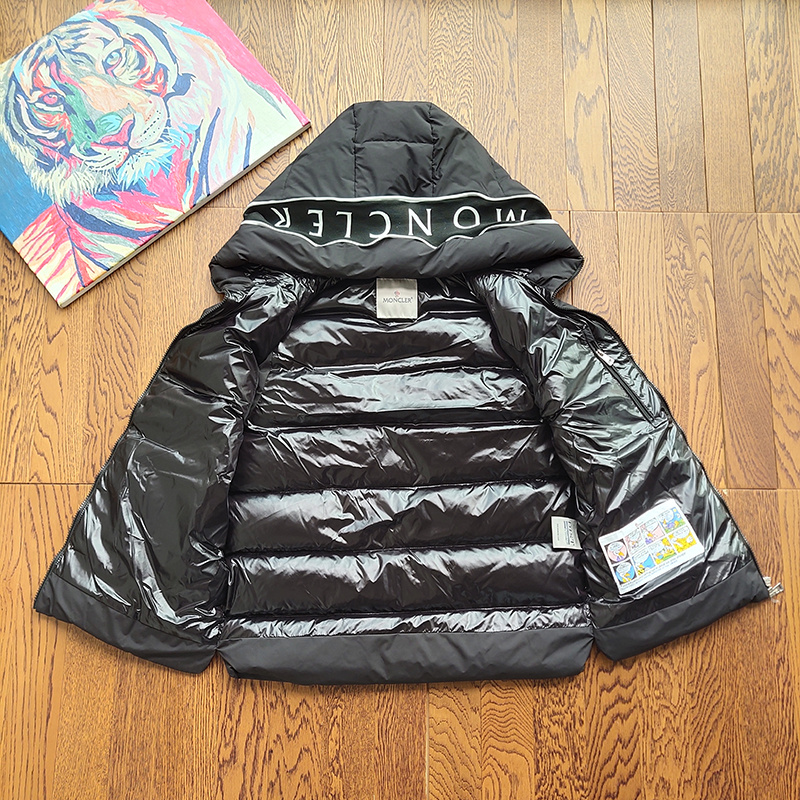 Жилетка Moncler Inscription On The Hood "Black" фото № 3